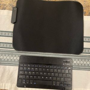Portable Wireless Keyboard & Light-up Black Mousepad Set Bundle
